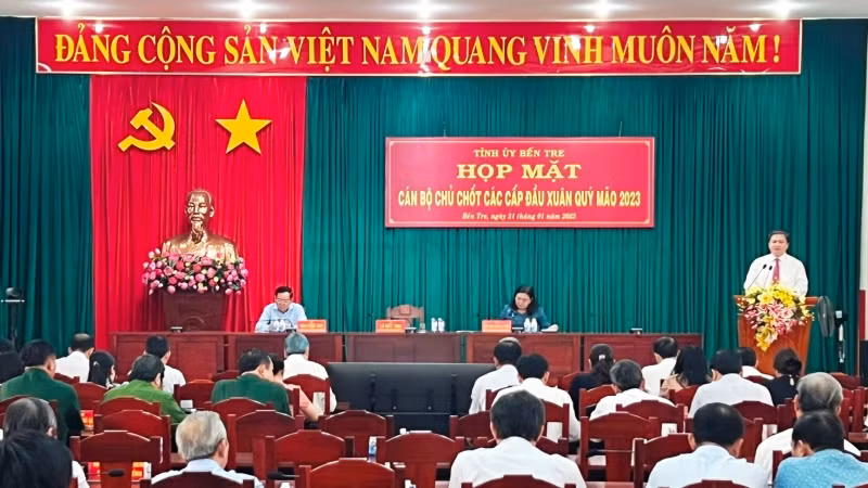 Cán bộ chủ chốt tỉnh Bến Tre tham dự buổi họp mặt đầu xuân Quý Mão 2023.