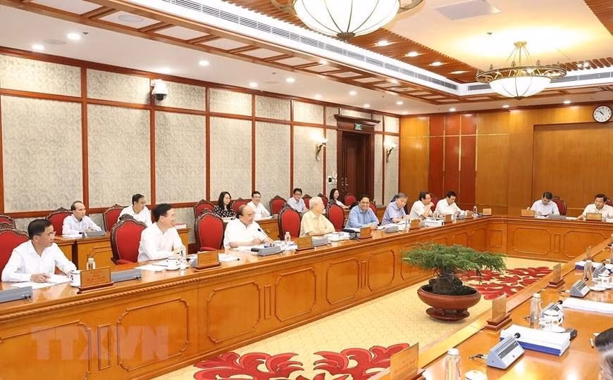 Tổng Bí thư Nguyễn Phú Trọng chủ trì họp Bộ Chính trị, Ban Bí thư cho ý kiến các đề án. (Ảnh: Trí Dũng/TTXVN)