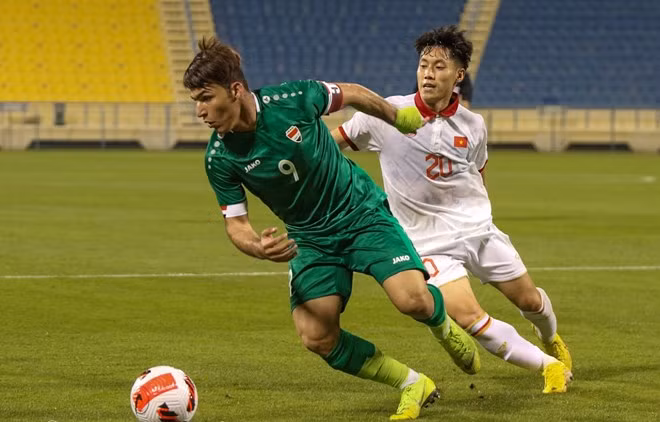 U23 Iraq hoàn toàn vượt trội hơn về kỹ thuật, thể lực và thế trận. (Ảnh: VFF)