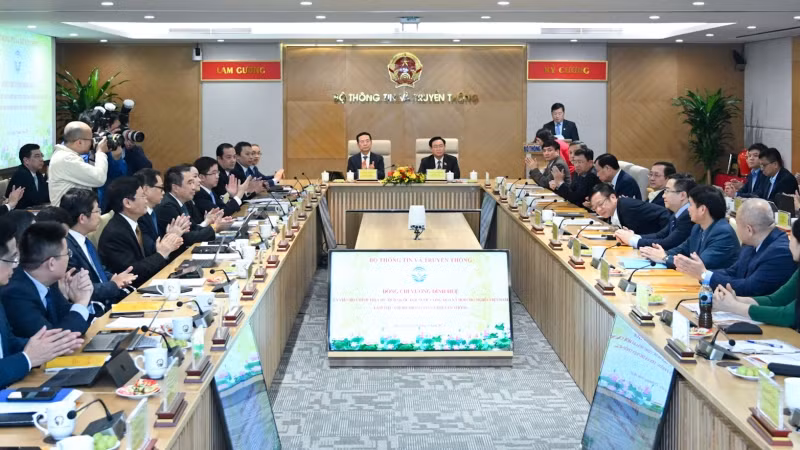 Quang cảnh buổi làm việc tại trụ sở Bộ Thông tin và Truyền thông. (Ảnh: Duy Linh)