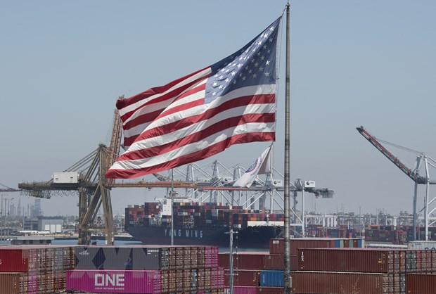 Quang cảnh cảng hàng hóa Long Beach ở California, Mỹ. (Ảnh: AFP/TTXVN)