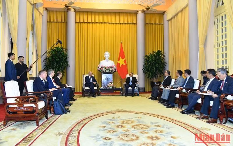 Quang cảnh buổi tiếp Bộ trưởng Ngoại giao Cộng hòa Hy Lạp Nikolaos Dendias tại Phủ Chủ tịch. (Ảnh: ĐĂNG KHOA)