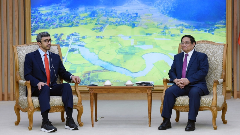 Thủ tướng Phạm Minh Chính tiếp Bộ trưởng Ngoại giao Các Tiểu Vương quốc Arab Thống nhất (UAE) Sheikh Abdullah bin Zayed Al Nahyan.