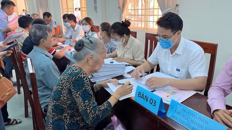 Huyện Củ Chi chi trả bồi thường cho các hộ dân bị thu hồi đất Dự án Vành đai 3.