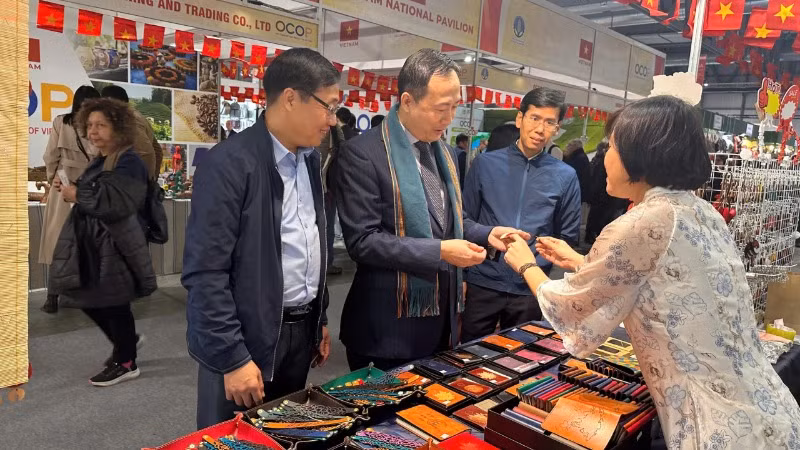 Sản phẩm OCOP, làng nghề Hà Nội góp mặt trong Hội chợ Thủ công mỹ nghệ quốc tế.