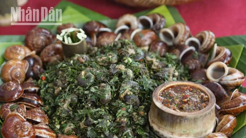 Độc đáo mâm cỗ dịp “Tết Xíp xí” của người Thái trắng Sơn La ảnh 7