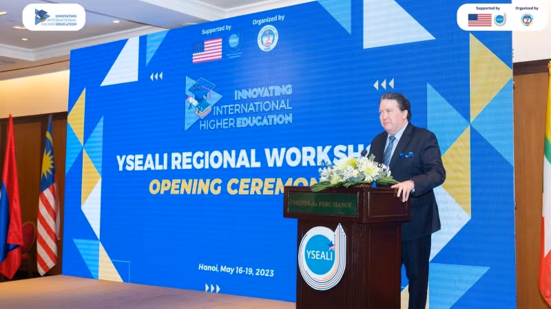 Đại sứ Hoa Kỳ tại Việt Nam Marc Knapper phát biểu tại Hội thảo. (Ảnh: BTC cung cấp)