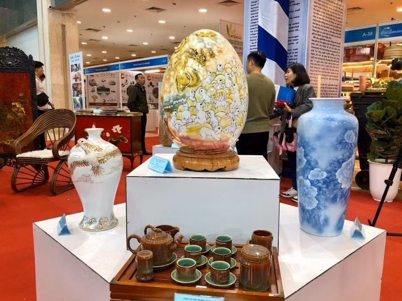 Các sản phẩm đoạt giải năm 2022 được trưng bày tại Hội chợ Hanoi Gift Show.