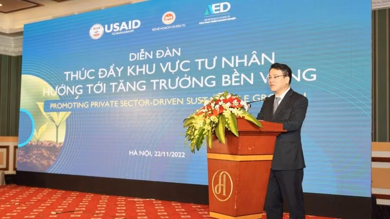 Thứ trưởng Khoa học và Đầu tư Trần Quốc Phương phát biểu tại Diễn đàn.