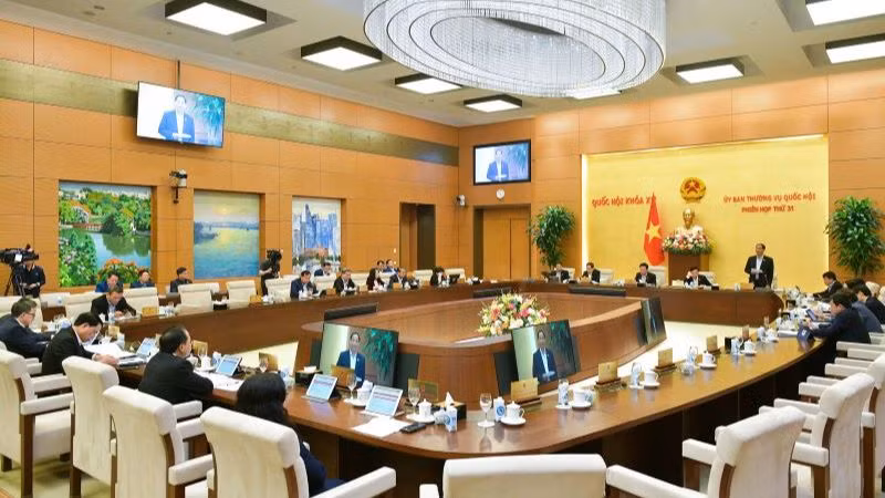 Toàn cảnh phiên họp.