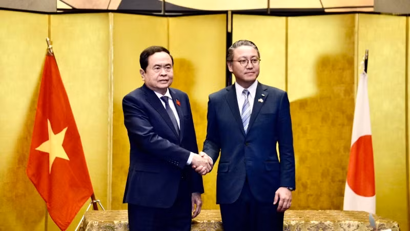 Chủ tịch Quốc hội Trần Thanh Mẫn tiếp Thống đốc tỉnh Nagasaki (Ảnh: TTXVN)