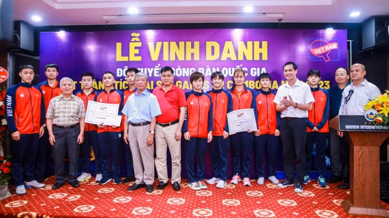 Vinh danh các vận động viên mang huy chương về cho bóng bàn Việt Nam tại SEA Games 32.