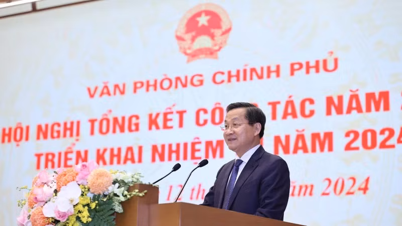 Phó Thủ tướng Lê Minh Khái phát biểu chỉ đạo Hội nghị.