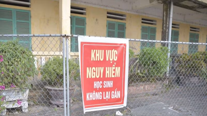 Trường tiểu học và trung học cơ sở Thụy An (huyện Thái Thụy) xuống cấp nghiêm trọng, các hoạt động giảng dạy, học tập phải tạm dừng. (Ảnh: Nhà trường cung cấp)