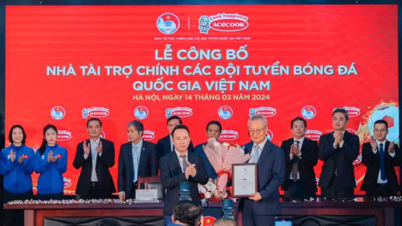 Lễ công bố Acecook Việt Nam là nhà tài trợ chính của các đội tuyển bóng đá quốc gia Việt Nam giai đoạn 2024-2027. (Nguồn: Acecook Việt Nam)