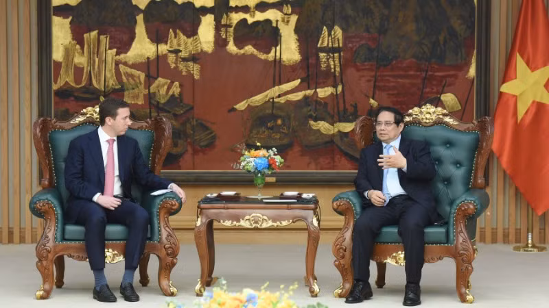 Thủ tướng Phạm Minh Chính tiếp ông Jeffrey Perlman, Tổng Giám đốc Tập đoàn Warburg Pincus, đồng thời là Chủ tịch Hội đồng Kinh doanh ASEAN-Hoa Kỳ (USABC). (Ảnh: TRẦN HẢI)