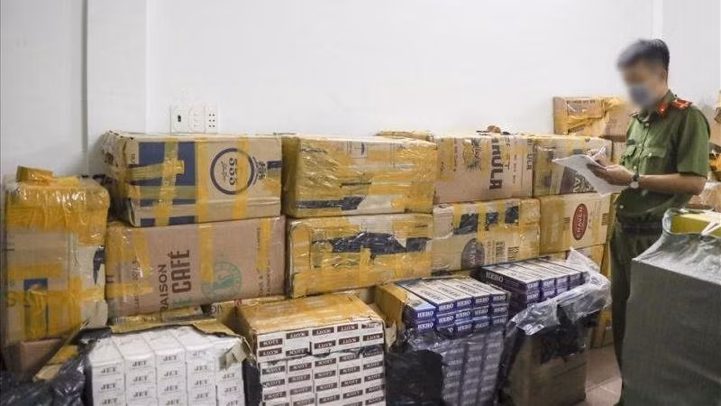 Tang vật là thuốc lá ngoại nhập lậu Công an thu giữ. (Ảnh: Công an Cần Thơ cung cấp)