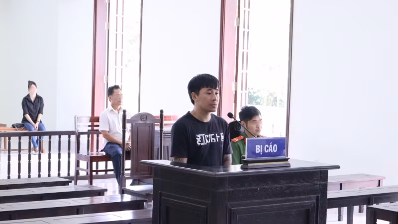 Bị cáo Lê Công Minh.