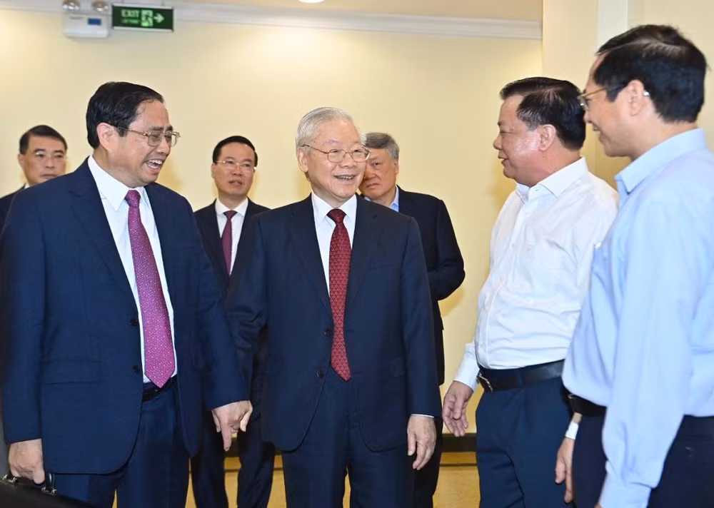Tổng Bí thư Nguyễn Phú Trọng và các đồng chí lãnh đạo Đảng, Nhà nước dự Hội nghị.