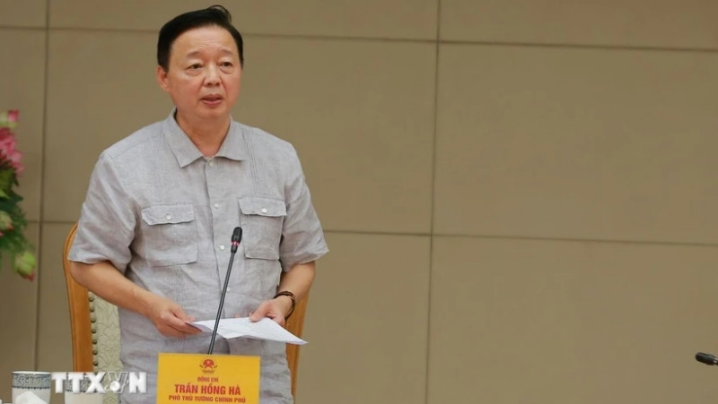 Phó Thủ tướng Trần Hồng Hà phát biểu chỉ đạo tại cuộc họp. (Ảnh: Diệp Trương/TTXVN)
