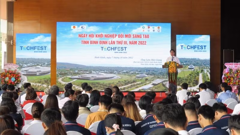 Các đại biểu tham dự Khai mạc Ngày hội khởi nghiệp, đổi mới sáng tạo tỉnh Bình Định lần thứ III năm 2022.