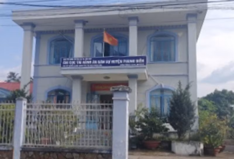 Trụ Sở Chi Cục Thi hành án dân sự huyện Phong Điền - nơi ông Phạm Hoàng Hùng bỏ công tác thời gian qua.