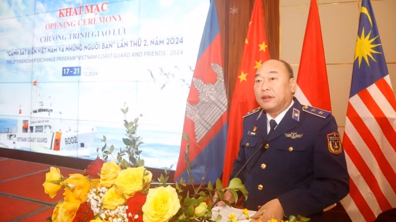 Trung tướng Lê Quang Đạo, Tư lệnh Cảnh sát biển Việt Nam phát biểu khai mạc Chương trình giao lưu.