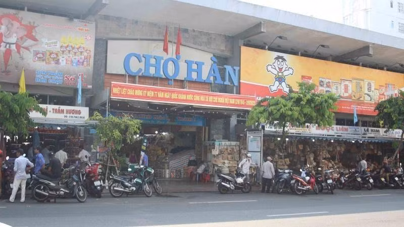 Chợ Hàn được cải tạo theo hướng kết hợp truyền thống và hiện đại.