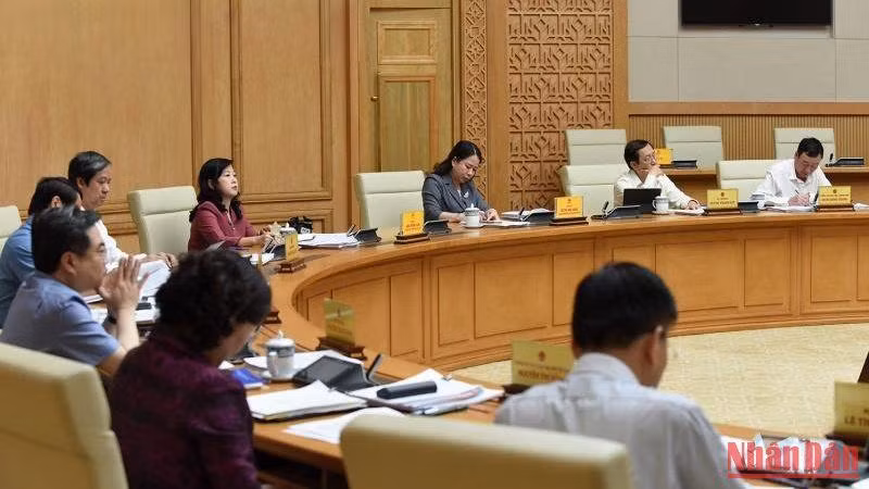 Các đại biểu tham dự phiên họp.