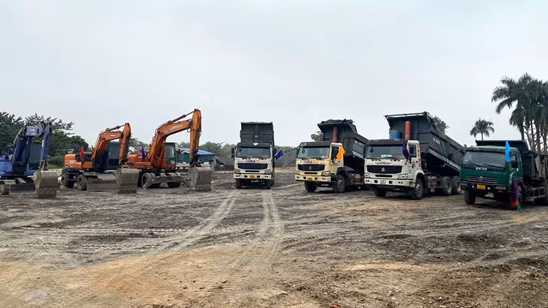 Công ty cổ phần Thương mại và Xây dựng NQT Quảng Ninh tập trung máy móc, nhân lực thi công dự án chợ thương mại, du lịch Mường Thanh-Điện Biên.