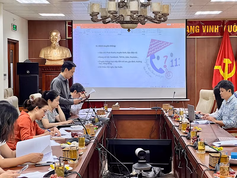 Toàn cảnh hội thảo tham vấn và hoàn thiện kế hoạch truyền thông Tổng đài 111.
