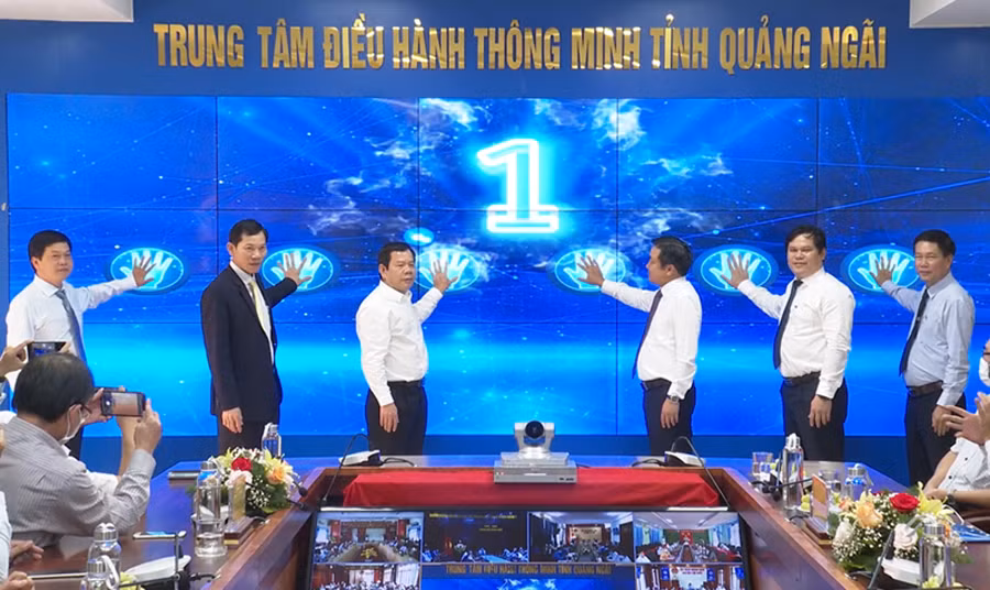 Việc đưa Trung tâm điều hành thông minh (IOC) vào hoạt động là nền tảng quan trọng để Quảng Ngãi thực hiện có hiệu quả chiến lược về chuyển đổi số.