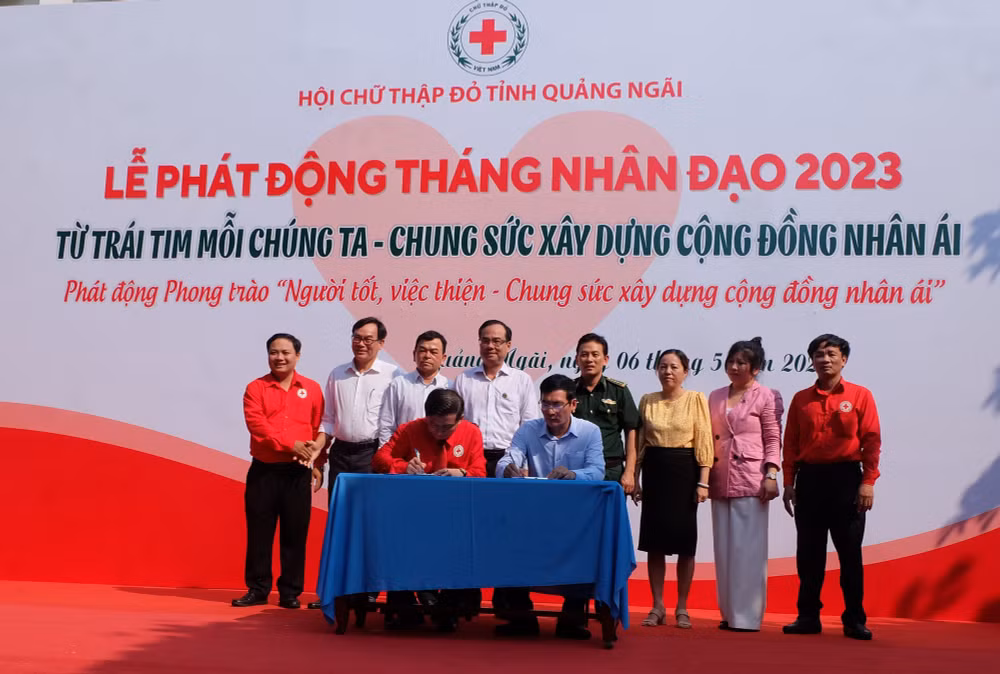 Ủy ban Mặt trận Tổ quốc Việt Nam tỉnh và Hội Chữ thập đỏ tỉnh ký kết Chương trình phối hợp về tổ chức hoạt động nhân đạo, từ thiện, an sinh xã hội giai đoạn 2023-2027.
