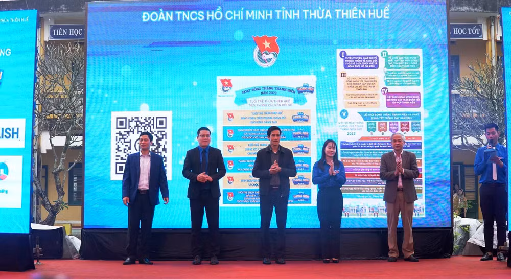 Tuổi trẻ Thừa Thiên Huế tích cực hưởng ứng đẩy mạnh chuyển đổi số.