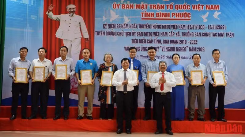 Bình Phước tuyên dương Trưởng ban Công tác Mặt trận tiêu biểu giai đoạn 2019-2022.