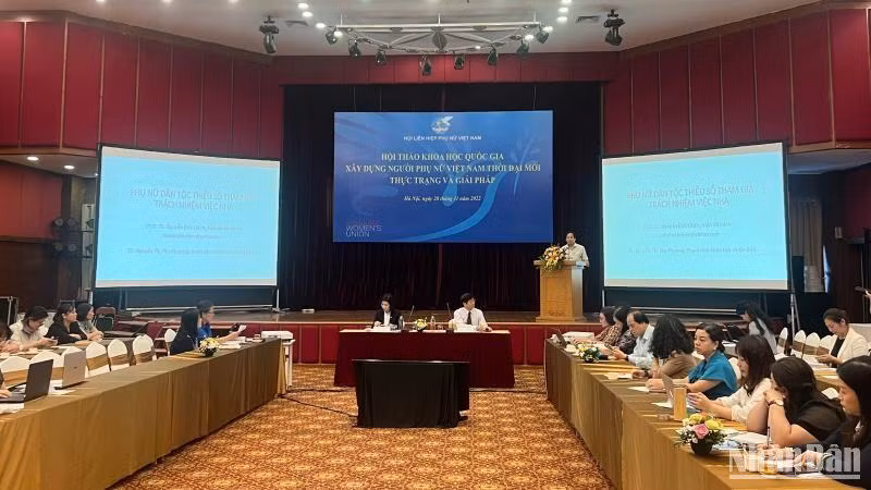 Quang cảnh buổi hội thảo.