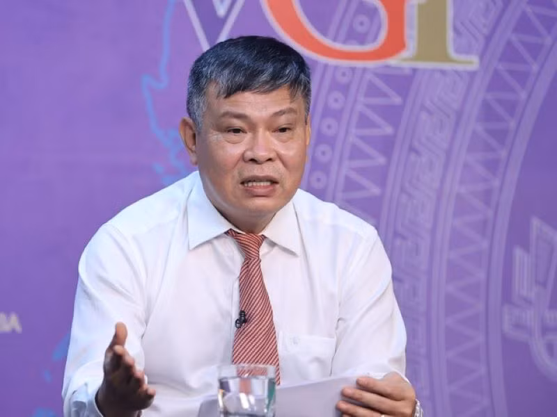 Chuyên gia hàng không Lương Hoài Nam chia sẻ tại Tọa đàm.
