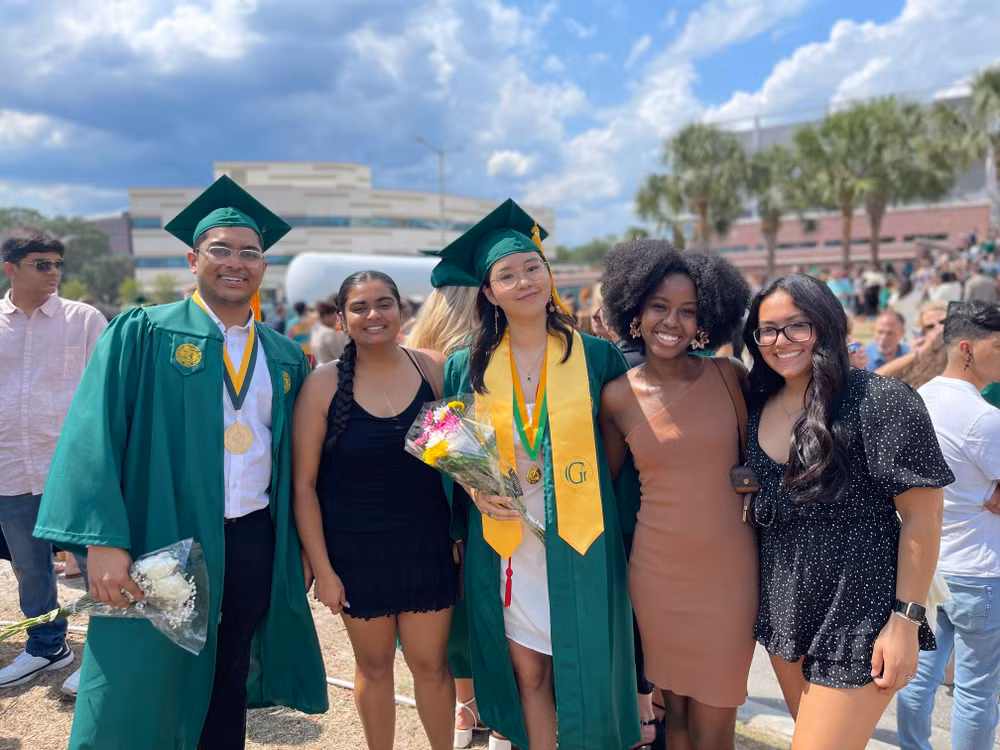 Con đường tất yếu cho người trẻ