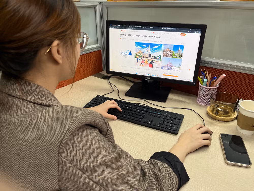 Việc chọn lựa, đặt vé trực tuyến ngày càng dễ dàng hơn.