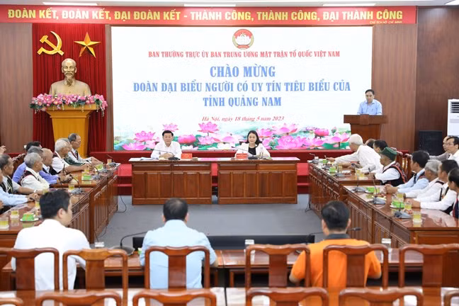 Quang cảnh buổi gặp mặt.