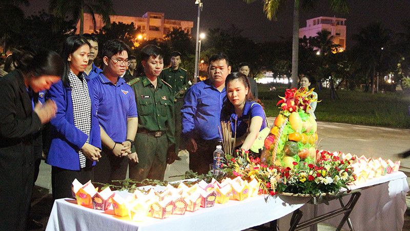 Tưởng niệm các nạn nhân tử vong vì tai nạn giao thông