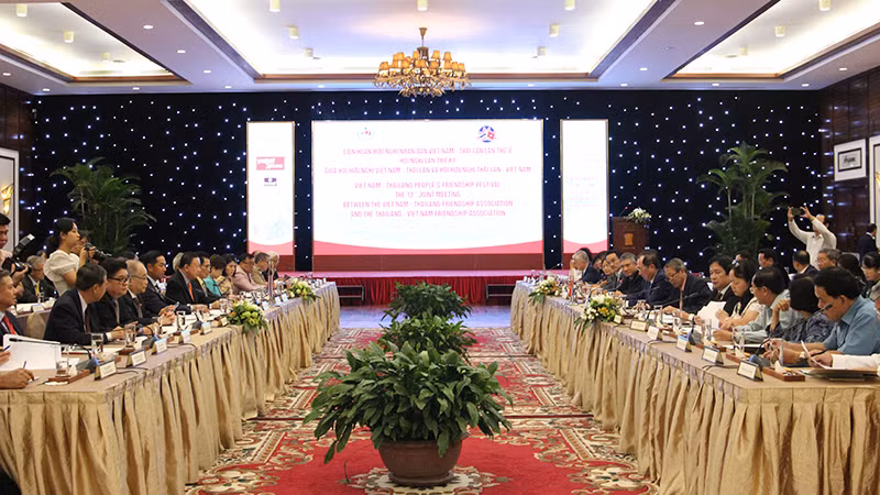 Toàn cảnh Hội nghị lần thứ XII.