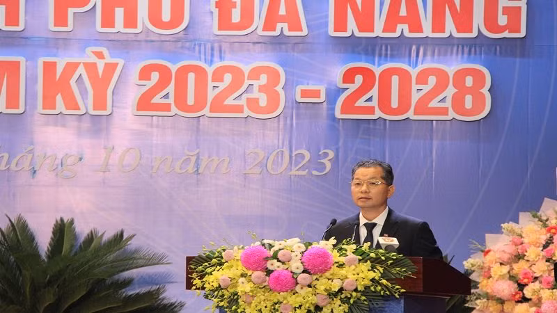 Ông Nguyễn Văn Quảng phát biểu tại Đại hội.