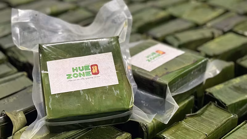 Bánh chưng được hút chân không.