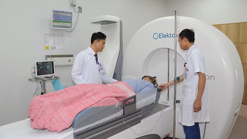 Khu xạ trị kỹ thuật cao tại Bệnh viện K. Ảnh: TRẦN HẢI Khu xạ trị kỹ thuật cao tại Bệnh viện K. Ảnh: TRẦN HẢI