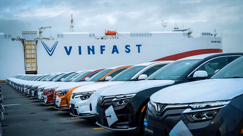Xuất khẩu 999 ô-tô điện thông minh đầu tiên của VinFast sang thị trường Mỹ, ngày 25/11/2022. Ảnh | KHÁNH AN