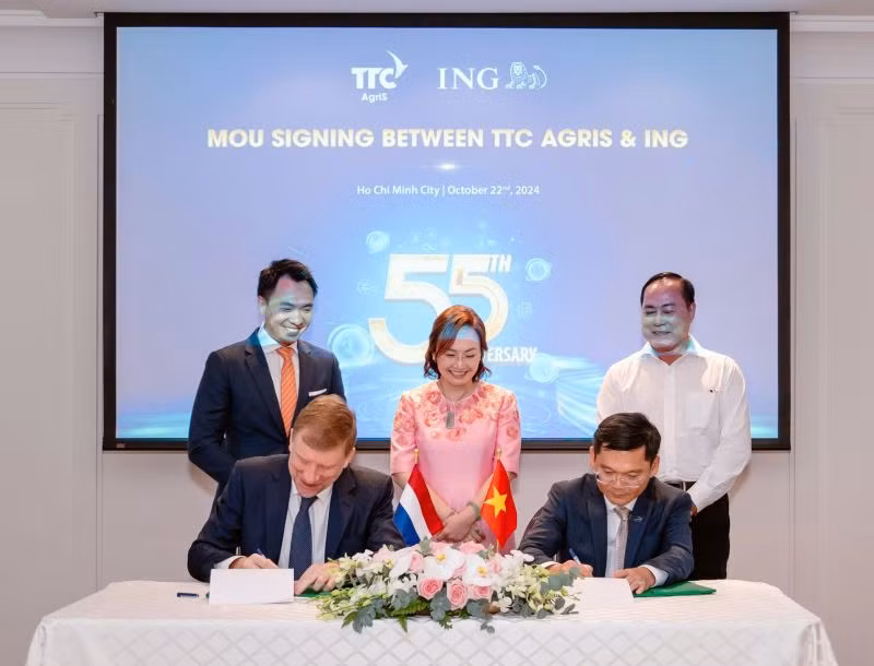 AgriS liên tục thiết lập mối quan hệ chiến lược với hàng loạt các định chế tài chính hàng đầu, kiến tạo hệ sinh thái Tài chính-Nông nghiệp bền vững.
