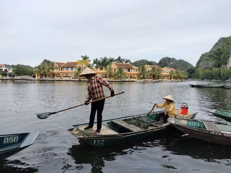 Công tác chuẩn bị đón khách trước dịp nghỉ lễ. (Ảnh: Văn Lúa)