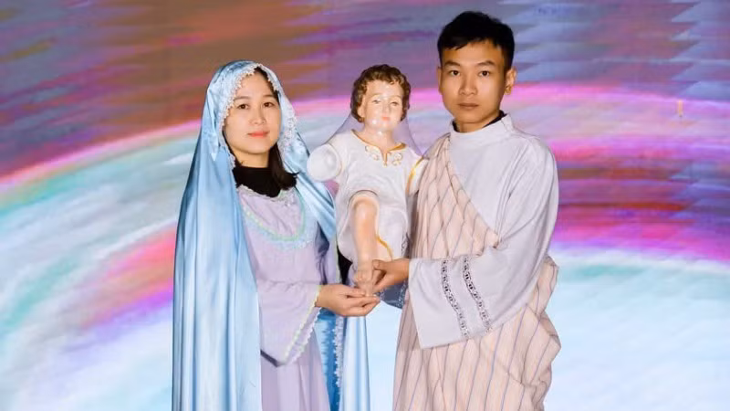 Tại Phố cổ Hoa Lư đã diễn ra chương trình Merry Chrismas "Cùng Giê-su lan tỏa yêu thương".