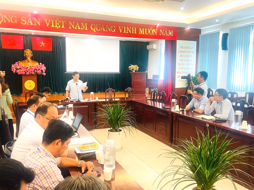 Đoàn kiểm tra Sở Giao thông vận tải Thành phố Hồ Chí Minh công bố Quyết định kiểm tra Công ty TNHH Thành Bưởi.